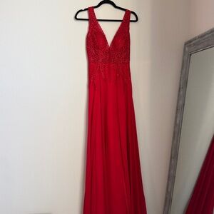Elegant Red V-Neck Evening Gown